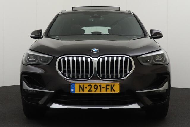 BMW X1 xDrive25e M-Sport Pano-dak Camera Leder 18' LMV Head-up Display