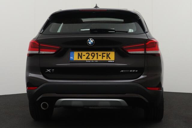 BMW X1 xDrive25e M-Sport Pano-dak Camera Leder 18' LMV Head-up Display
