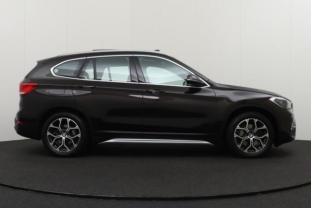 BMW X1 xDrive25e M-Sport Pano-dak Camera Leder 18' LMV Head-up Display