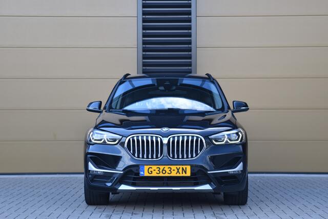 BMW X1 sDrive20i VDL Nedcar Edition * Camera * Head-up * X-Line * Face Lift *