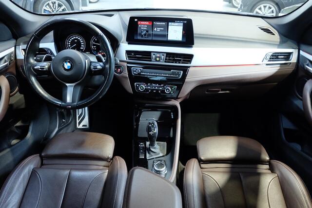 BMW X1 sDrive20i High Executive Edition / M Sport / Pano / HuD / Camera