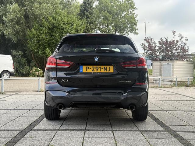 BMW X1 sDrive20i M-Sport | Navi | Camera | HUD | 19- Inch |