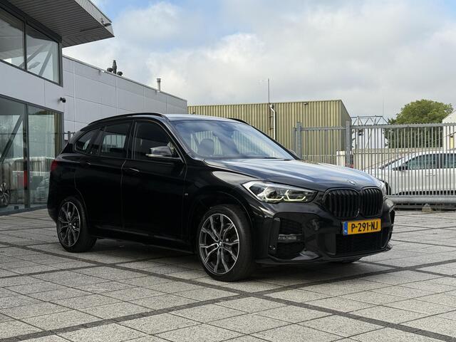 BMW X1 sDrive20i M-Sport | Navi | Camera | HUD | 19- Inch |