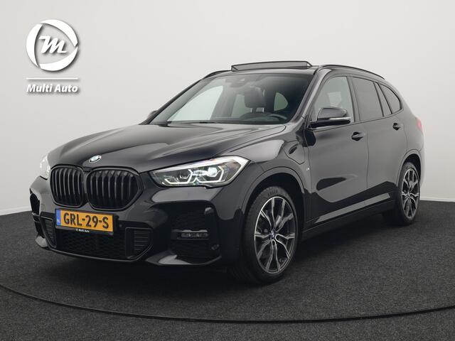 BMW X1 xDrive25e M Sport Plug In Hybrid 221pk Dealer O.H PHEV | Panodak | Head Up | Cruise Control | Lederen Sportstoelen Verwarmd | Sfeerverlichting | Camera | Leder Sportstuur | Navigatie | DAB |