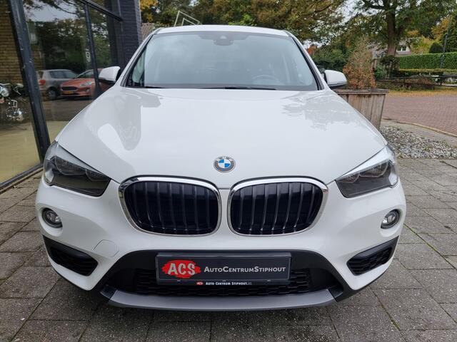 BMW X1 sDrive18i Executive | Navi | Climate | Stoelverw. | 119dkm | Smetteloze staat!