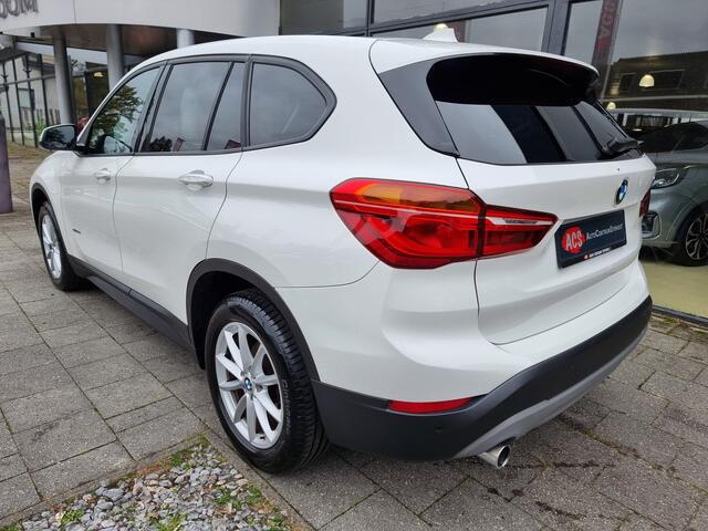BMW X1 sDrive18i Executive | Navi | Climate | Stoelverw. | 119dkm | Smetteloze staat!