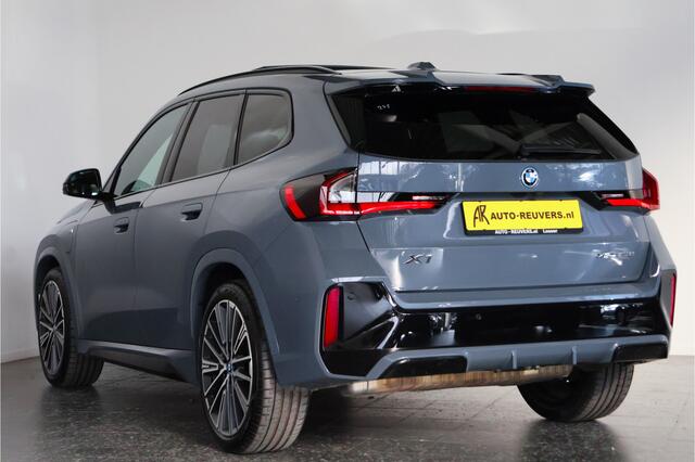 BMW X1 xDrive30e M-Sport / Opendak / Harmankardon / HUD / ACC