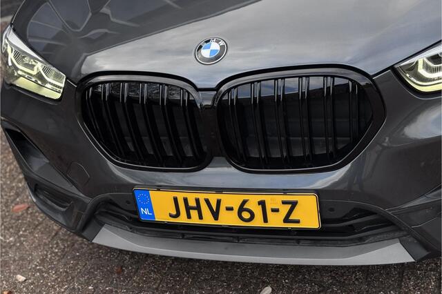 BMW X1 xDrive25e | Elektrische Klep | PDC V + A | LED | Apple Carplay | DAB