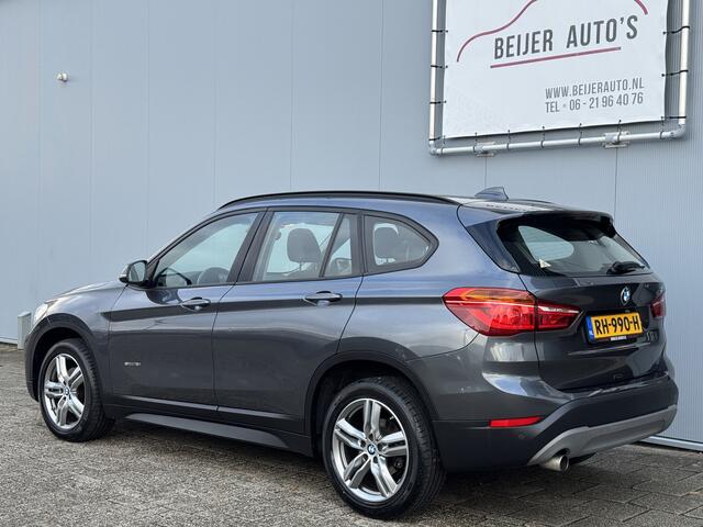 BMW X1 sDrive18i Executive Automaat/Leer/Climate/18inch.
