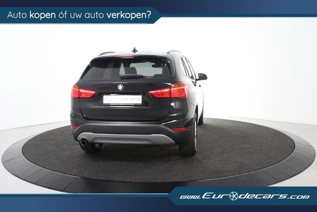 BMW X1 sDrive18i Centennial High Executive Sport-Line *Navigatie*Ambiente*