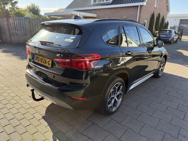 BMW X1 sDrive18i High Executive X-Line