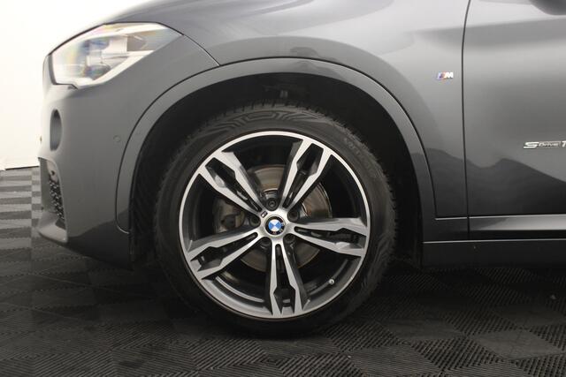 BMW X1 sDrive18i High Executive |M-Sport|
