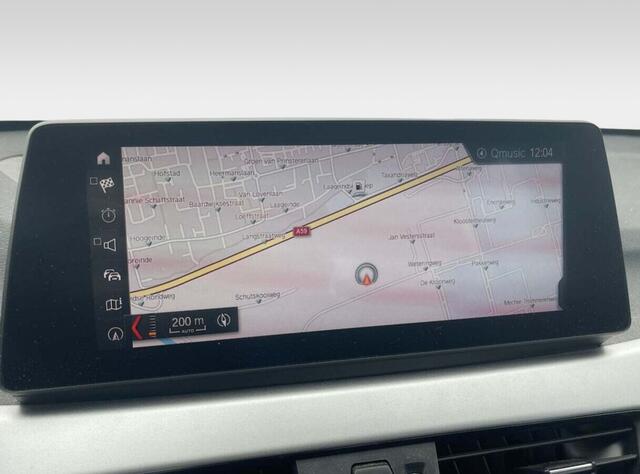 BMW X1 sDrive20i Business Edition (179PK) 1e-Eig. & -Onderh. Trekhaak. BOVAG-Garantie. NL-Auto.