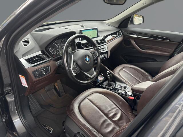 BMW X1 sDrive18i High Executive / Navi / Leder / Camera / LED