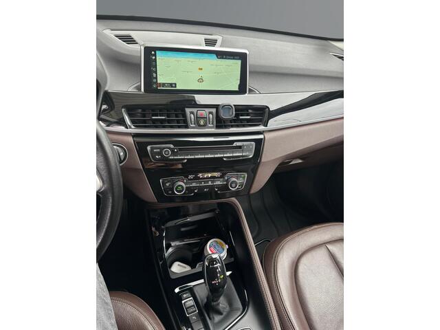 BMW X1 sDrive18i High Executive / Navi / Leder / Camera / LED
