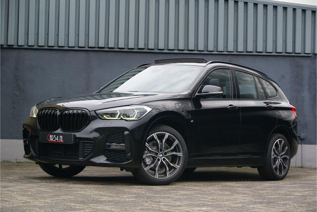 BMW X1 xDrive25e 220PK M-Sport Panoramadak/Leer/NaviXL/HUD/Camera Aut