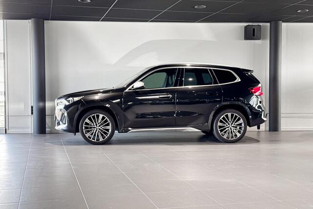 BMW X1 sDrive18i | Stoelverwarming | Achteruitrijcamera | Trekhaak |