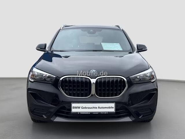 BMW X1 xDrive25e SPORTLINE ** LED, NAVI+, PANORAMA, KEYLESS, CAMERA, SPIEGEL, SPORTST, PRIVACY ** 1e EIG - UNFALLFREI ** ** INFORMEER OOK NAAR ONZE AANTREKKELIJKE FINANCIAL-LEASE TARIEVEN **