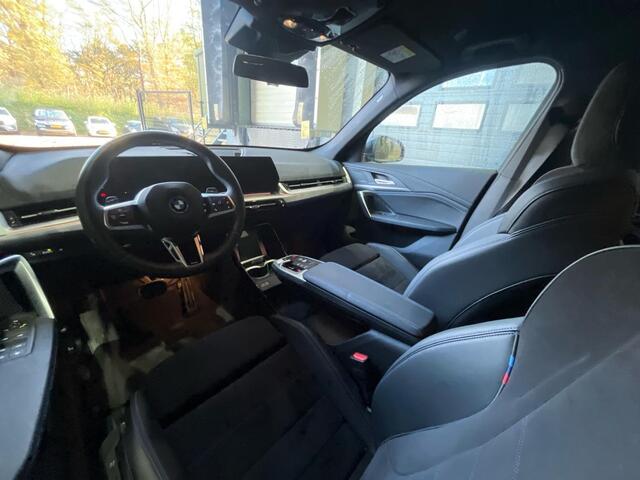 BMW X1 xDrive25e M-Sport | Shadow Line | Stoelverwarming | Antraciet Hemelbekleding | Camera | 18 Inch