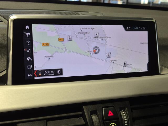 BMW X1 xDrive25e Executive Sportline | Panorama | Camera | "19 | Carplay | Stoelverwarming