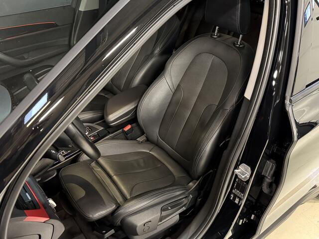 BMW X1 sDrive18i Executive | Leder | Sportstoelen | Stoelverwarming | Navi