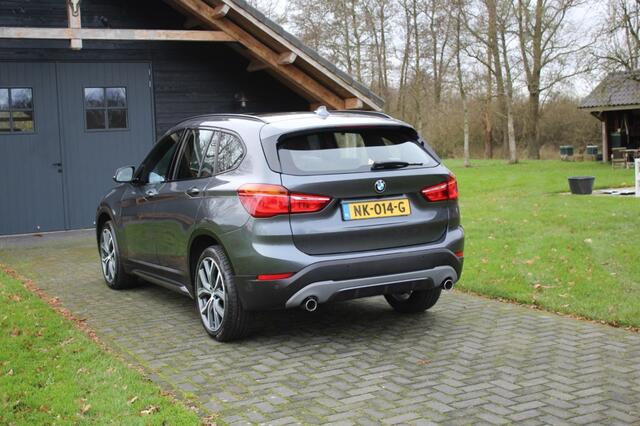 BMW X1 X1 2.0 inruilkoopje pano, sportst