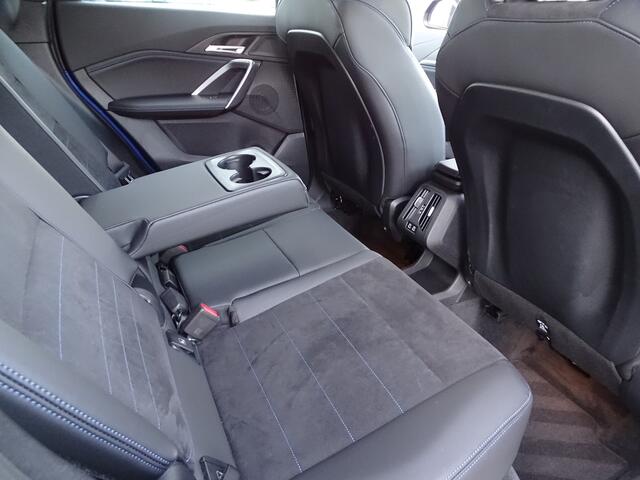 BMW X1 sDrive18i M Sportpakket Premium-Pack Ada.Led Navigatie Camera Keyless-entry 18"LM Velgen