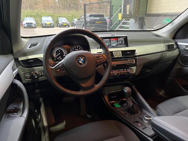 BMW X1 xDrive25e | Stoelverwarming | Elek. Achterklep | PDC V+A | 17 Inch