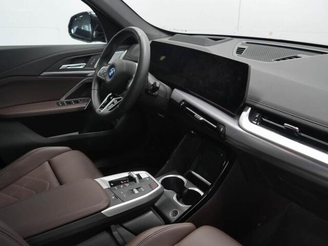 BMW X1 xDrive30e | M-Sport Pro | Panorama | Harman/kardon | Trekhaak | Stoel + stuurverw.