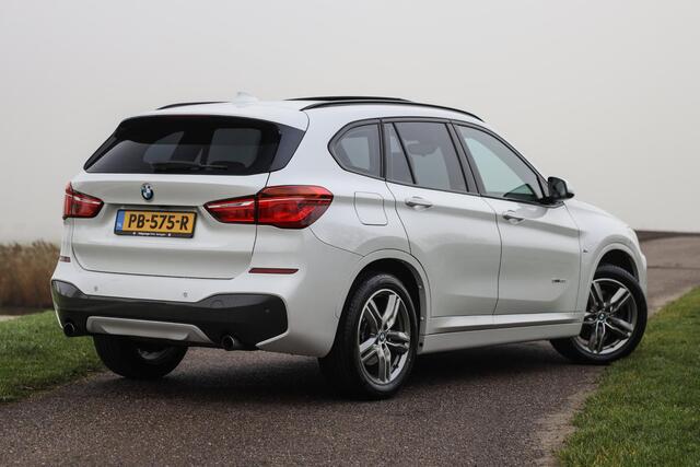 BMW X1 sDrive20i 192 PK Aut8 M-Sport ? Pano ? Head-Up ? Camera