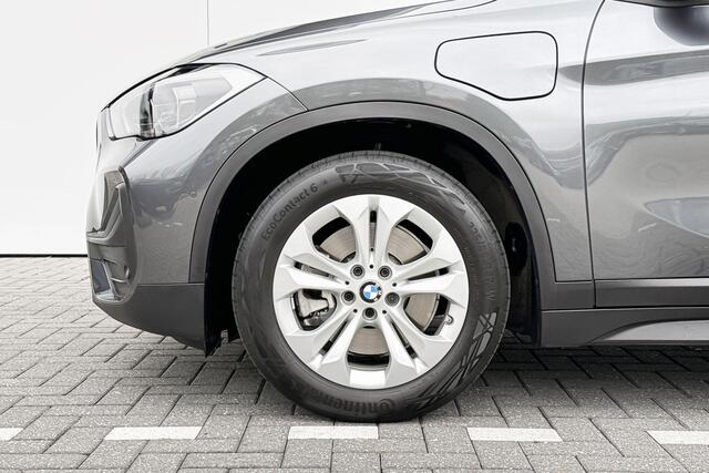 BMW X1 xDrive25e Head Up | Leder | Navigatie Plus | Selections