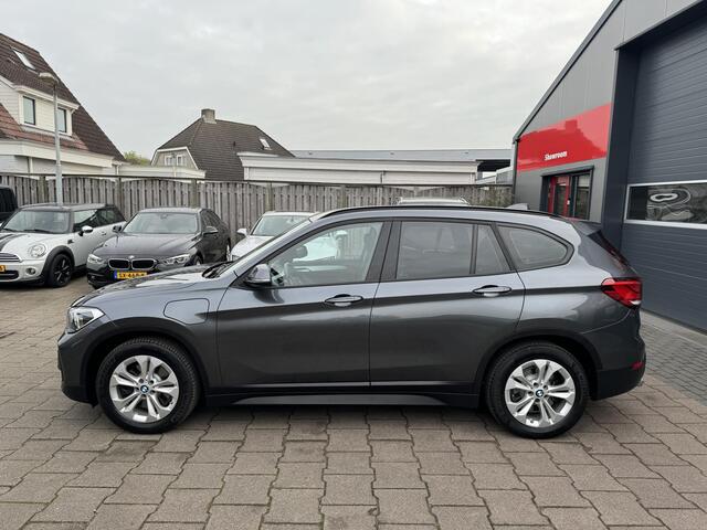 BMW X1 xDrive25e Leder Navi Apple CarPlay BMW X1 xDrive25e Leder Gr Navi