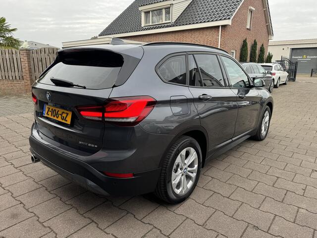 BMW X1 xDrive25e Leder Navi Apple CarPlay BMW X1 xDrive25e Leder Gr Navi