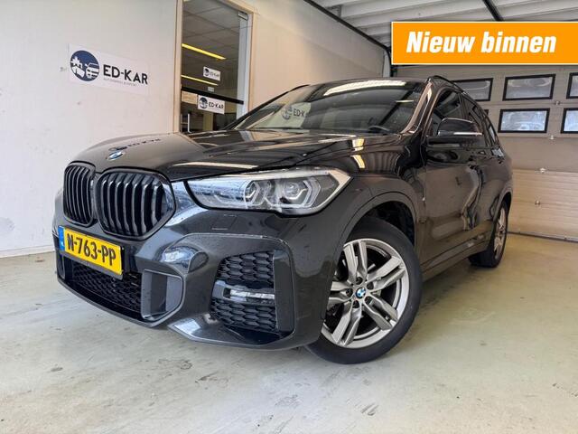 BMW X1 sDrive18i High Executive M-PAKKET LEER ACC LANEASSIST TOP STAAT