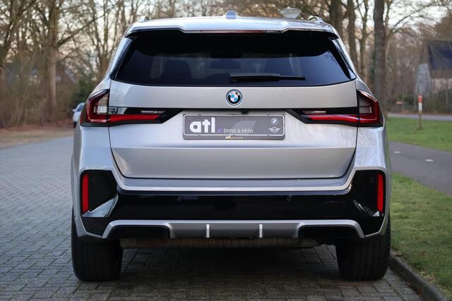 BMW X1 xDrive30e M-Sport | HUD | 360 | Harman Kardon | Pano | Massage | Elektr. Trekhaak | Driving ass + | Stuurwielverwarming | Keyless | Etc.