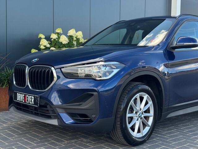BMW X1 sDrive18i 12-2019 NAVI CLIMATE PDC TREKHAAK SPORTVELGEN
