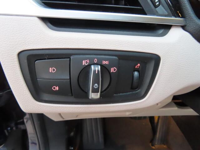 BMW X1 SDRIVE20i Orange Edition II Leder Panorama Led 2018