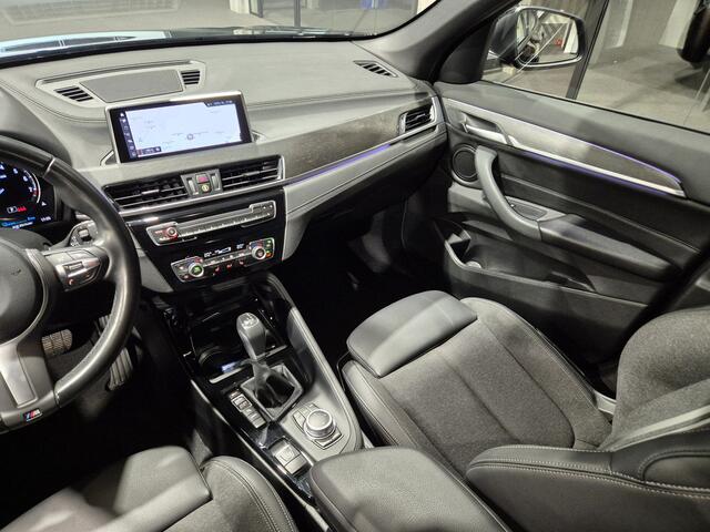 BMW X1 xDrive25e Executive Sportline | Black edition | Camera | Navigatie | Stoelverwarming