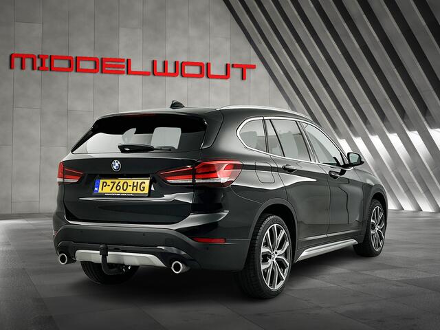 BMW X1 sDrive20i /Pano/Trekh/Sportst/Leder/Head-up