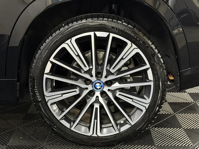 BMW X1 xDrive25e M-sport Pano, Driving assistant, 360 Camera, Head-up display, Elektrische achterklep, Cruise control adaptief, Stoelverwarming, 2 jaar garantie