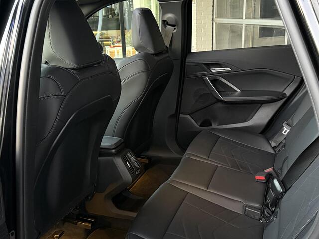 BMW X1 xDrive25e M SPORT | PANORAMA | DRIVING ASS PLUS | CAMERA | ELEKTR. STOELEN MEMORY | STOELVERWARMING |