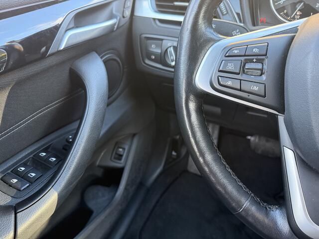 BMW X1 xDrive20i High Exe 190pk AWD, Sport-line | Camera | Navi+