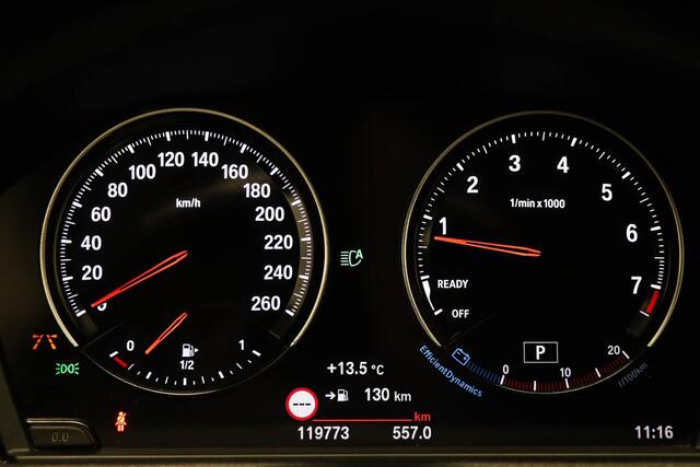 BMW X1 sDrive20i High Executive | LED | LEDER | STUUR / STOEL- VERWARMING | TREKHAAK | 18"