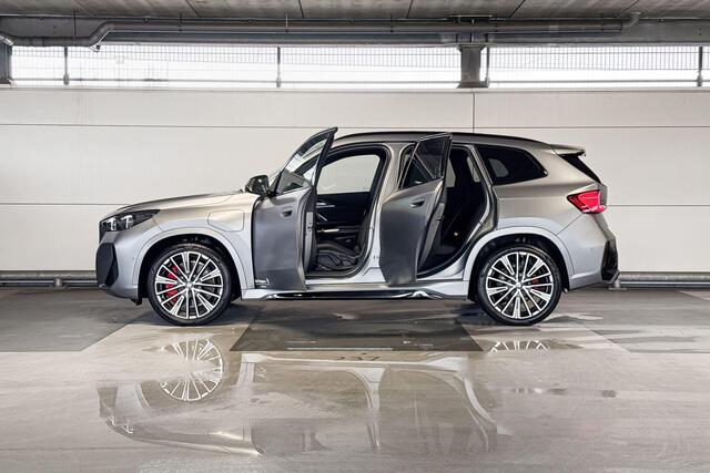 BMW X1 xDrive25e | M Sportpakket Pro | Innovation Pack | Travel Pack | Trekhaak