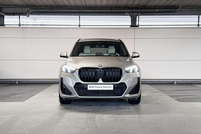 BMW X1 xDrive25e | M Sportpakket Pro | Premium Pack | Travel Pack | Trekhaak