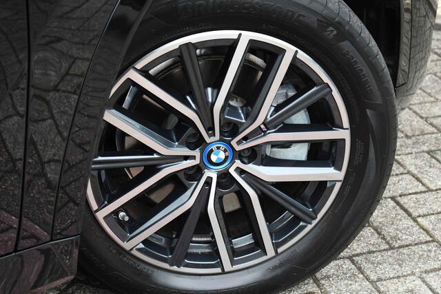 BMW X1 sDrive18i M-Sport Camera ACC-voorber Shadowline Adp-onderstel