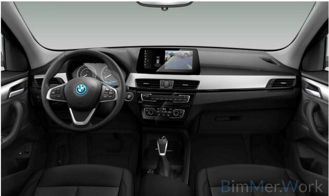 BMW X1 xDrive25e Exec Pano, Head Up, Keyless, Carplay