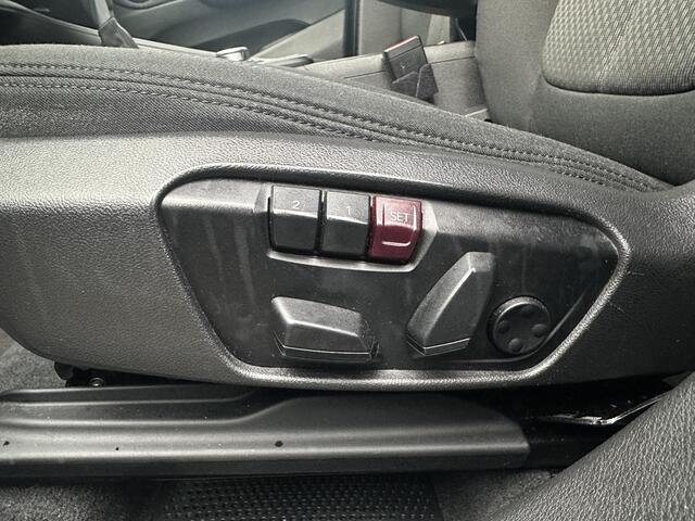 BMW X1 xDrive25e Exec Pano, Head Up, Keyless, Carplay