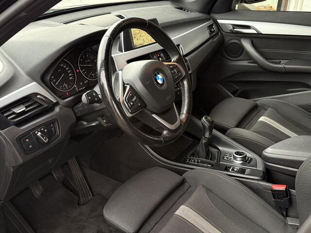 BMW X1 sDrive18i Centennial Executive | ELEKTRISCHE STOELEN | LEDER | TREKHAAK | STOELVERWARMING |