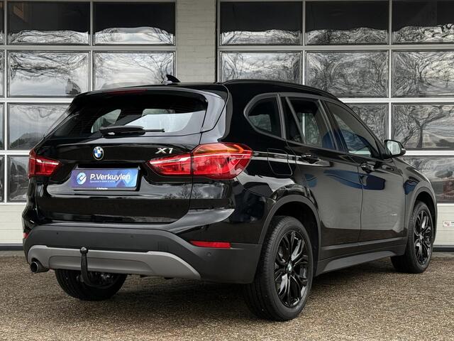 BMW X1 sDrive18i Centennial Executive | ELEKTRISCHE STOELEN | LEDER | TREKHAAK | STOELVERWARMING |